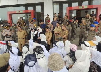 Dari Koperasi Guru hingga Sekolah Gratis, Janji yang Berujung Masalah