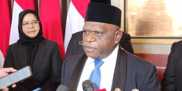 Pertemuan dengan Natalius Pigai Jadi Momentum Soroti Kasus SMA Siger