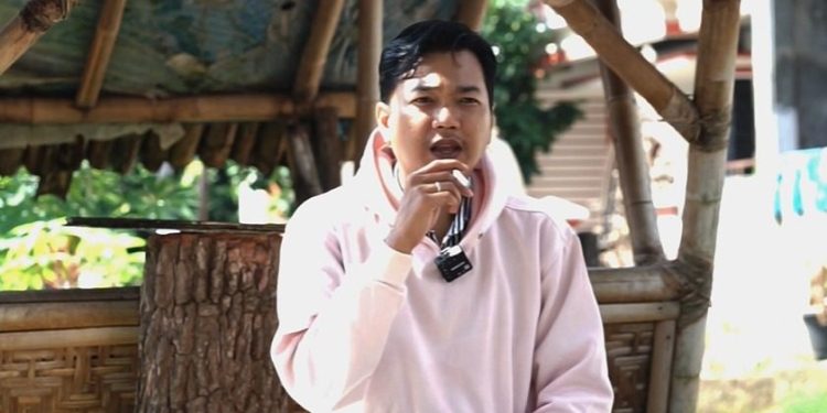 Ketika Puisi Bicara Politik: Tafsir Kritis atas Karya Muhammad Alfariezie