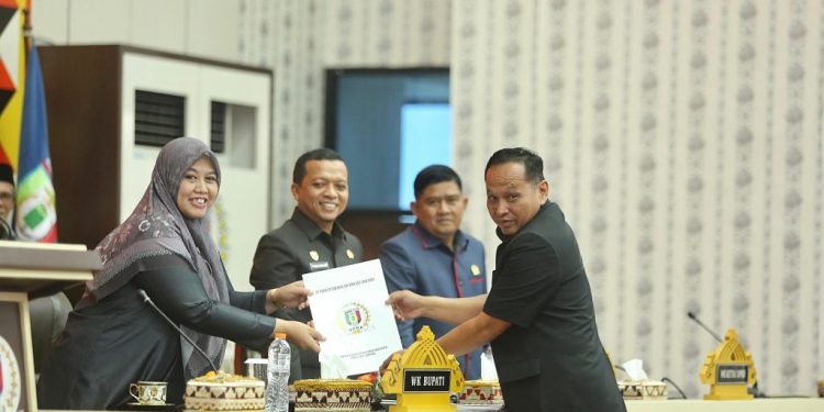 Rapat Paripurna DPRD Pringsewu Berlangsung Lancar Bahas LKPJ