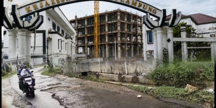 Dari Kemiling ke Sukarame, Jalan Rusak Picu Kritik Soal Prioritas Anggaran