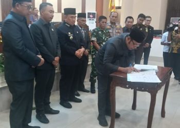 Paripurna DPRD Tanggamus: Tiga Ranperda Disetujui, Perubahan Propemperda 2026 Ikut Disahkan